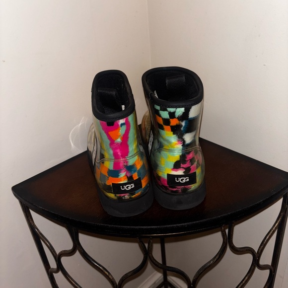 UGG Multicolor Checkered Boots - Picture 4 of 5